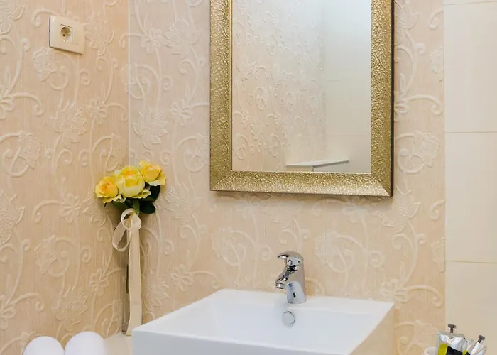 Romantic Luxury Split