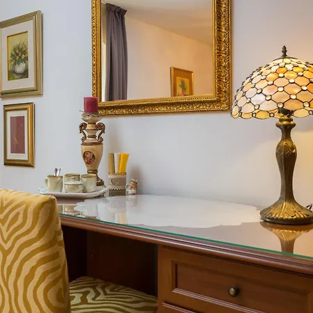 Romantic Luxury
