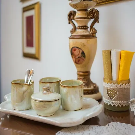 Romantic Luxury Bed and Breakfast