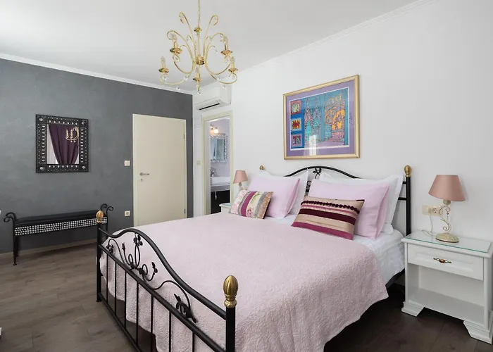 Bed & Breakfast Romantic Luxury