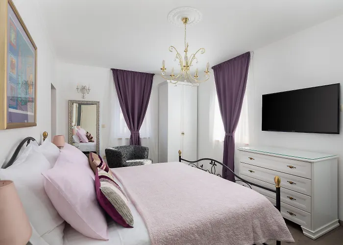 Romantic Luxury 4* Split