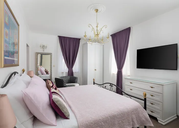 Romantic Luxury 4* Split